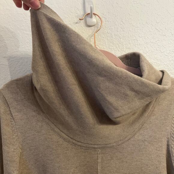 Tyler Böe Cowl Neck Tunic Sweater Large Cashmere Blend Beige Tan Preppy Classic - Picture 5 of 12
